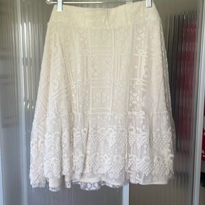 Torrid ivory lace skirt 18
